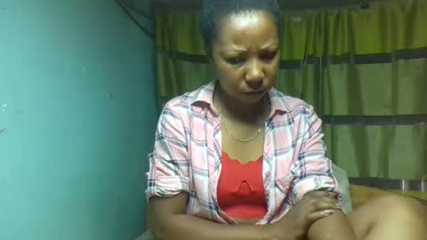 viviane0812 online show from 11/18/25, 11:25