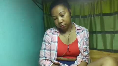 viviane0812 online show from 11/20/25, 11:37