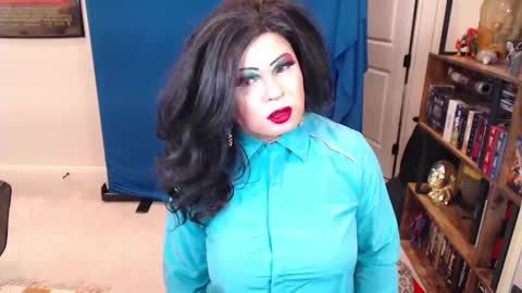 Snapshot of vivianfrost chatting on 12/15/24, 10:39 VivianFrosty online show from 12/15/24, 10:39