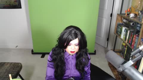 Snapshot of vivianfrost chatting on 01/24/25, 11:04 VivianFrosty online show from 01/24/25, 11:04