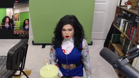 Snapshot of vivianfrost chatting on 03/04/25, 08:24 VivianFrosty online show from 03/04/25, 08:24