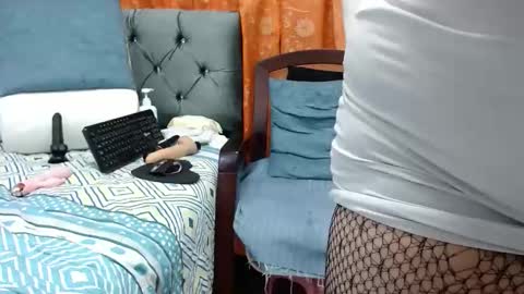 Snapshot of viviannajhonson chatting on 04/10/26, 01:11 ViviannaJhonson online show from 04/10/26, 01:11