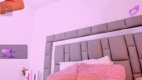 Vivi online show from 10/01/25, 12:11