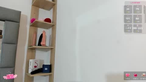 Vivi online show from 10/22/25, 12:05