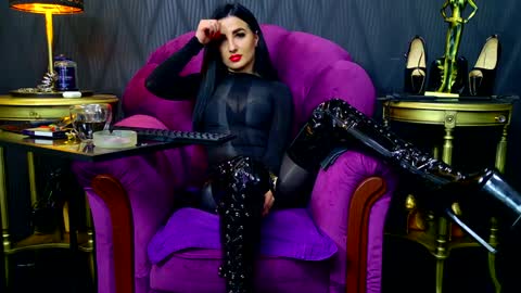 Vivian Reeve online show from 12/09/24, 06:03