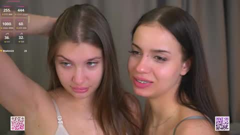 Snapshot of vivid_girls chatting on 04/10/26, 08:41 Nelly and Mari online show from 04/10/26, 08:41