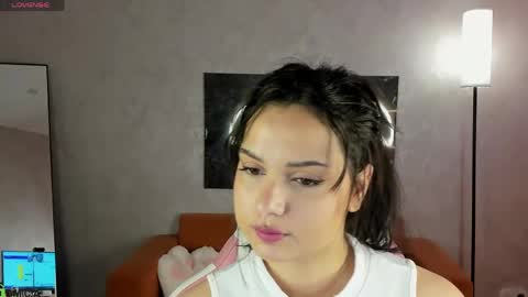 vivien_ross online show from 05/03/26, 01:00