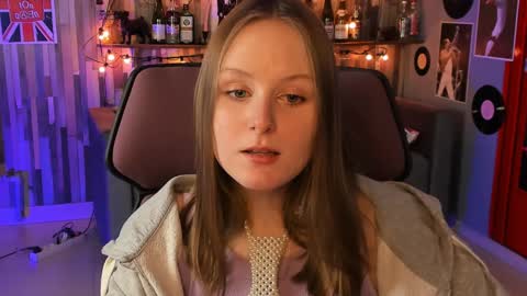 Snapshot of vivienleeigh chatting on 12/05/24, 07:28 Vivien online show from 12/05/24, 07:28