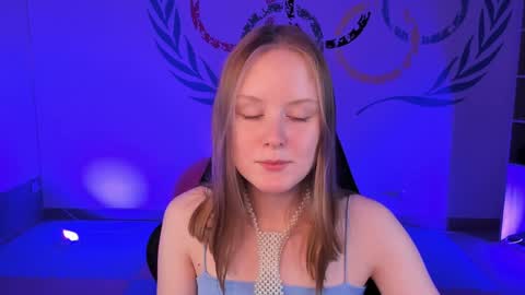 Snapshot of vivienleeigh chatting on 12/07/24, 03:19 Vivien online show from 12/07/24, 03:19