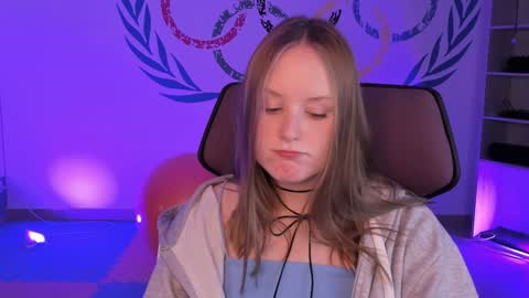 Snapshot of vivienleeigh chatting on 12/09/24, 07:07 Vivien online show from 12/09/24, 07:07