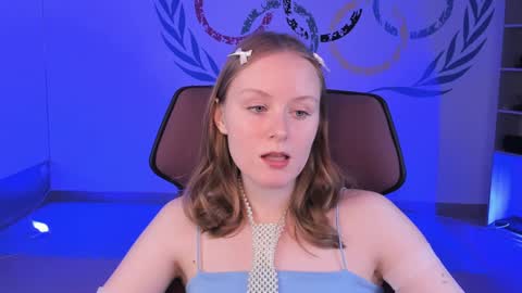 Snapshot of vivienleeigh chatting on 12/11/24, 05:26 Vivien online show from 12/11/24, 05:26