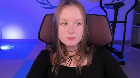 Snapshot of vivienleeigh chatting on 12/14/24, 07:36 Vivien online show from 12/14/24, 07:36