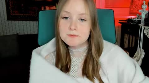 Snapshot of vivienleeigh chatting on 02/09/25, 04:07 Vivien online show from 02/09/25, 04:07