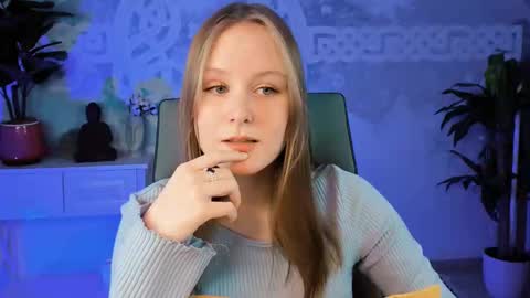 Snapshot of vivienleeigh chatting on 03/01/25, 06:21 Vivien online show from 03/01/25, 06:21