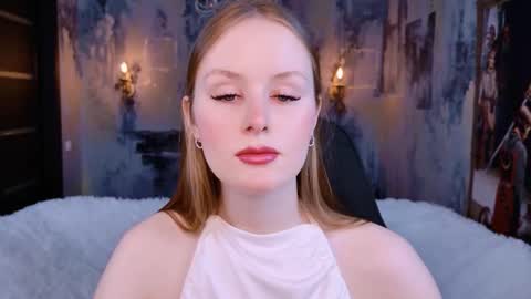 Snapshot of vivienleeigh chatting on 11/29/25, 01:25 Vivien online show from 11/29/25, 01:25