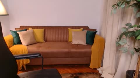 Snapshot of vivienneclement chatting on 11/02/25, 05:15 Vivienne online show from 11/02/25, 05:15