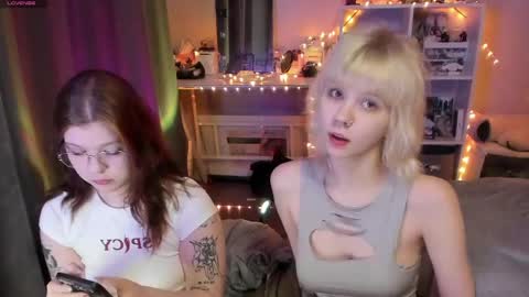 Snapshot of vivy_ chatting on 05/20/26, 09:21 chatur babes online show from 05/20/26, 09:21