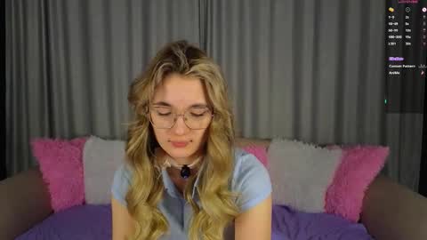 vivyboo111 online show from 11/21/25, 09:02