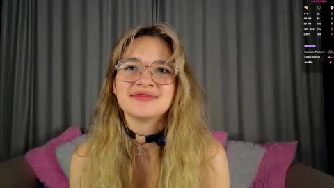 vivyboo111 online show from 11/30/25, 08:24