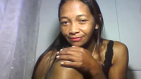 Snapshot of vixen_lina chatting on 07/02/26, 06:36 vixen_lina online show from 07/02/26, 06:36