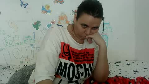 Snapshot of vixenbya chatting on 02/09/25, 12:08 vixenbya online show from 02/09/25, 12:08