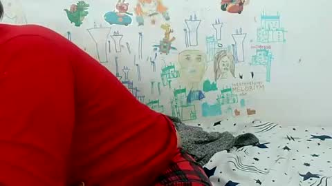 Snapshot of vixenbya chatting on 02/23/25, 11:44 vixenbya online show from 02/23/25, 11:44