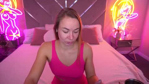 Ur Lady online show from 12/22/25, 09:34