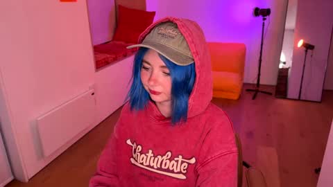 Snapshot of vixenp chatting on 01/20/25, 05:48 Polly Online mostly at 9pm-2am UK Time online show from 01/20/25, 05:48