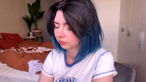 Snapshot of vixenp chatting on 05/31/26, 04:36 Polly Online mostly at 9pm-2am UK Time online show from 05/31/26, 04:36