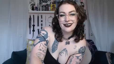 Snapshot of vixinvvitch chatting on 06/26/26, 06:56 VIXIN online show from 06/26/26, 06:56