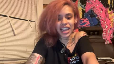 Snapshot of vj48826 chatting on 10/14/25, 06:58 VJ online show from 10/14/25, 06:58