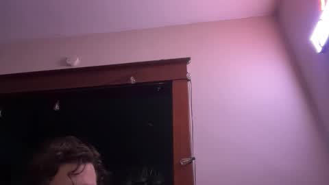 Snapshot of vj48826 chatting on 04/21/26, 10:43 VJ online show from 04/21/26, 10:43