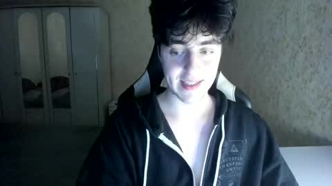 Martin online show from 11/16/25, 02:22