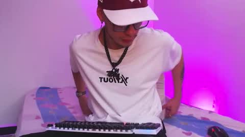 Snapshot of vlad__night chatting on 02/10/26, 11:58 Vlad online show from 02/10/26, 11:58