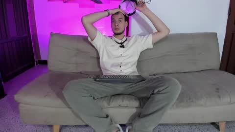 Vlad online show from 03/21/26, 03:33