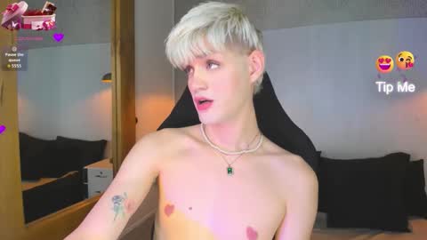 Snapshot of vladhellsing4 chatting on 03/18/26, 02:20 Vlad online show from 03/18/26, 02:20