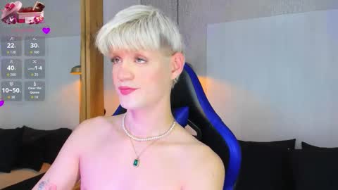 Snapshot of vladhellsing4 chatting on 03/20/26, 02:22 Vlad online show from 03/20/26, 02:22