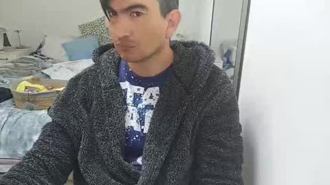 Snapshot of vladir_9 chatting on 11/29/25, 10:51 vladir_9 online show from 11/29/25, 10:51