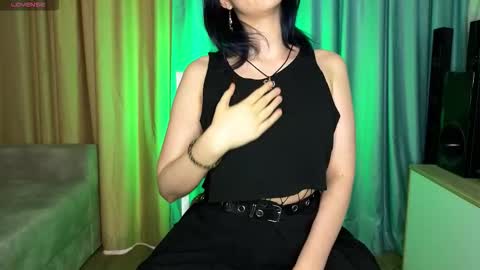 Snapshot of vladlenaboring chatting on 11/16/25, 07:58 Jeny online show from 11/16/25, 07:58