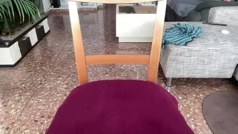 Snapshot of vndercamsell chatting on 04/15/26, 08:10 playtoguetherlove online show from 04/15/26, 08:10