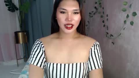 Snapshot of vnnie690760 chatting on 12/11/24, 04:49 Its me JESSIE in ur heart online show from 12/11/24, 04:49