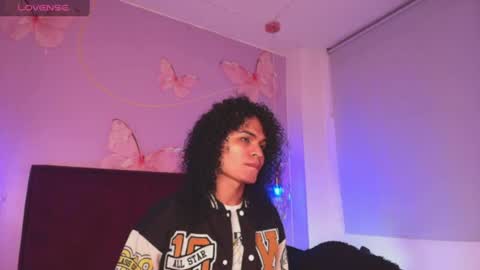 Snapshot of vnuss__ chatting on 06/24/26, 12:15 VENUS online show from 06/24/26, 12:15