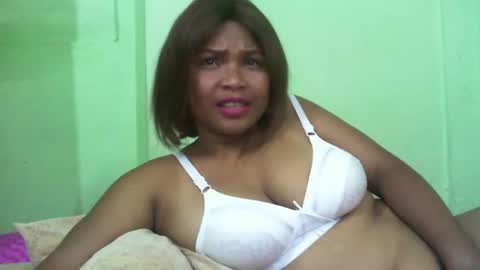 voagelle online show from 12/04/25, 01:20