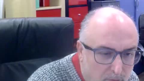 volpi72 online show from 12/04/25, 07:11