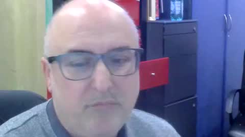 Snapshot of volpi72 chatting on 03/25/26, 06:03 volpi72 online show from 03/25/26, 06:03