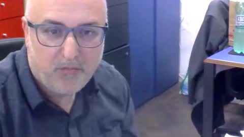 Snapshot of volpi72 chatting on 05/07/26, 06:13 volpi72 online show from 05/07/26, 06:13