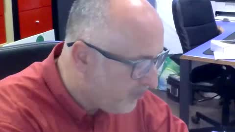 Snapshot of volpi72 chatting on 05/11/26, 05:43 volpi72 online show from 05/11/26, 05:43