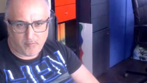 Snapshot of volpi72 chatting on 06/22/26, 11:29 volpi72 online show from 06/22/26, 11:29