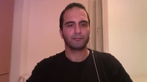 Snapshot of volve5 chatting on 02/02/25, 11:21 volve5 online show from 02/02/25, 11:21