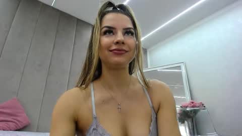 von_dee online show from 10/12/25, 05:28